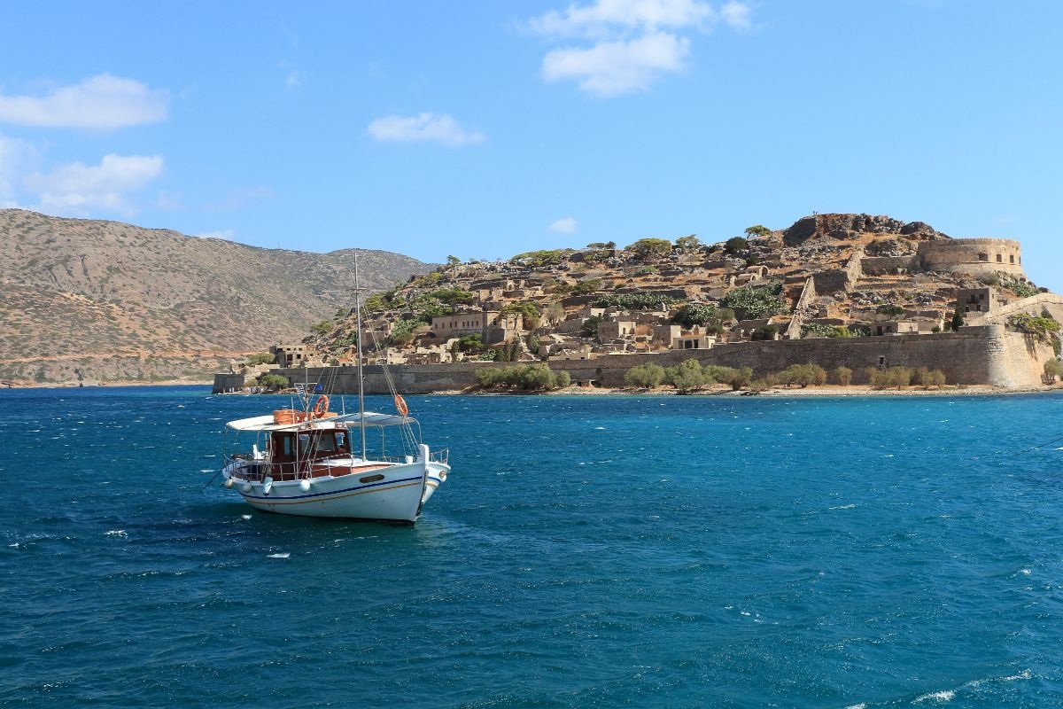 Exploring Crete's surrounding gems