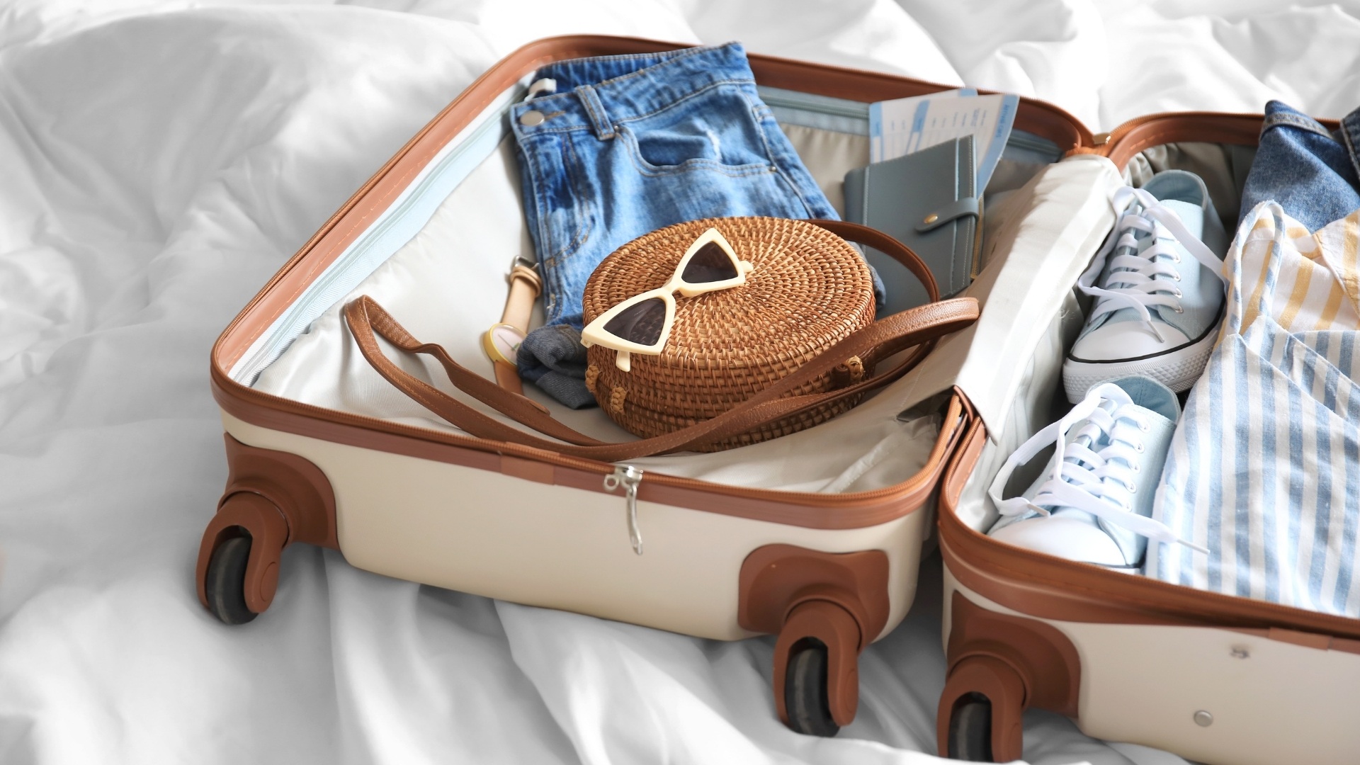 The ultimate packing guide for summer getaways